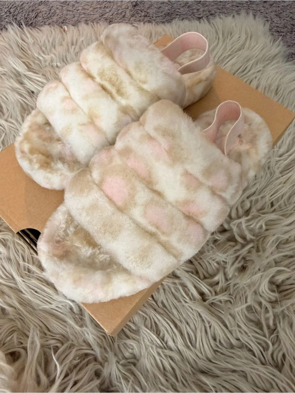UGG Kids Plush Slide Slippers in Cream and Pink